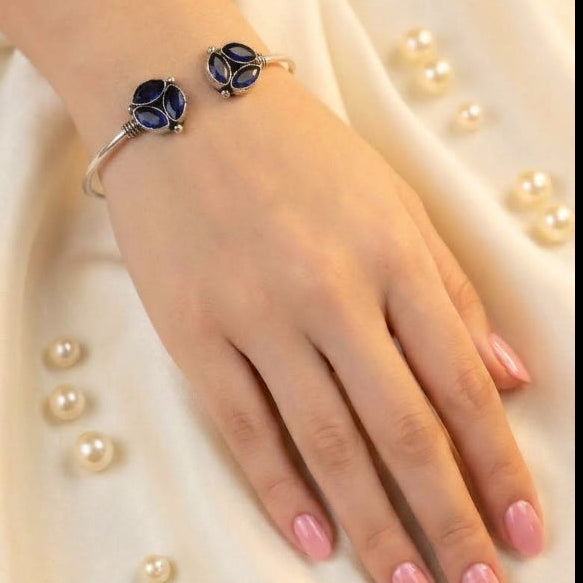 Oxidised Gemstone - Blue Stone Leaves Bangle